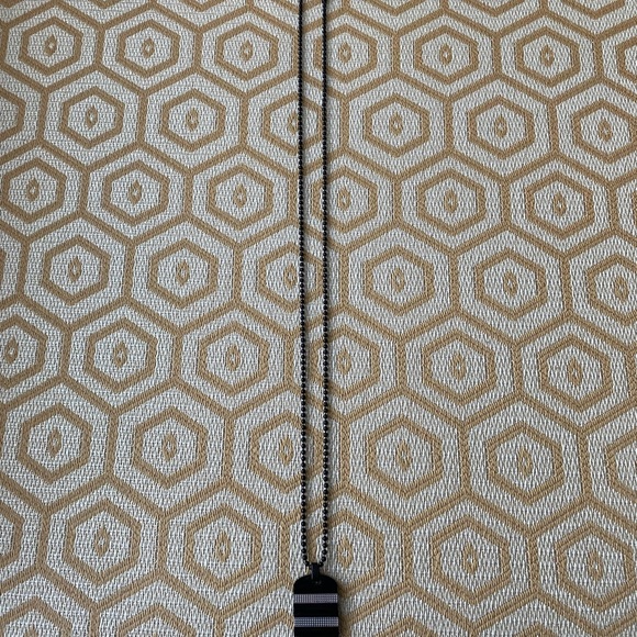 Men’s Stainless Steel Black Dog Tag Pendant - Picture 3 of 3